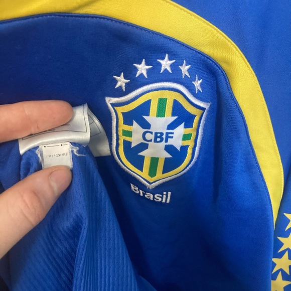 Brazil Football soccer Training Jersey - Picture 3 of 3